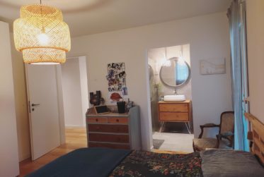 modernité et sobriété pour ce confortable logement récent