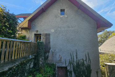 maison à rénover - charme, volume et potentiel