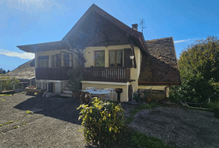 maison à rénover - charme, volume et potentiel